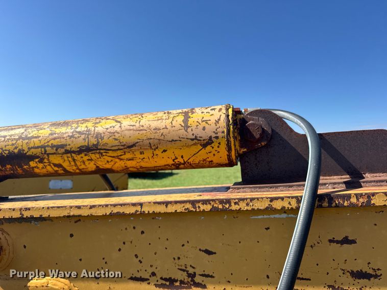 image for item EU6087 Dresser A500E motor grader