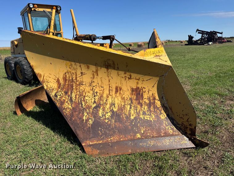 image for item EU6087 Dresser A500E motor grader