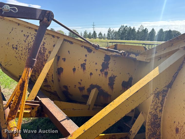 image for item EU6087 Dresser A500E motor grader