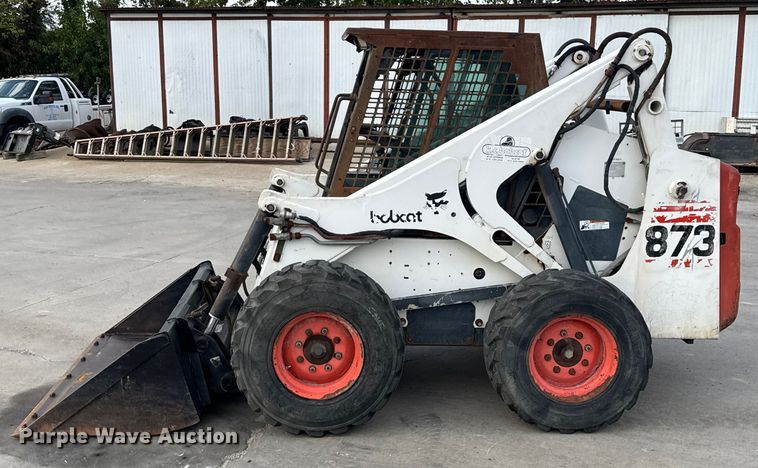 image for item EV1596 1997 Bobcat 873 skid steer loader