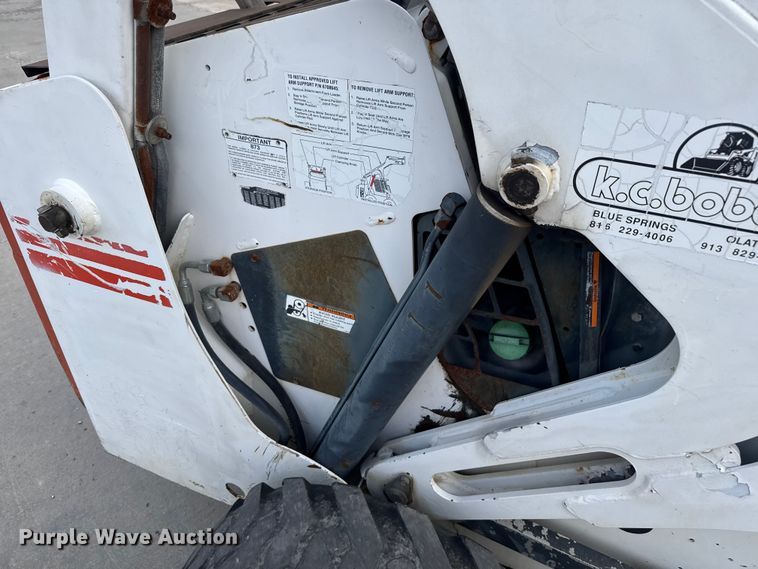 image for item EV1596 1997 Bobcat 873 skid steer loader