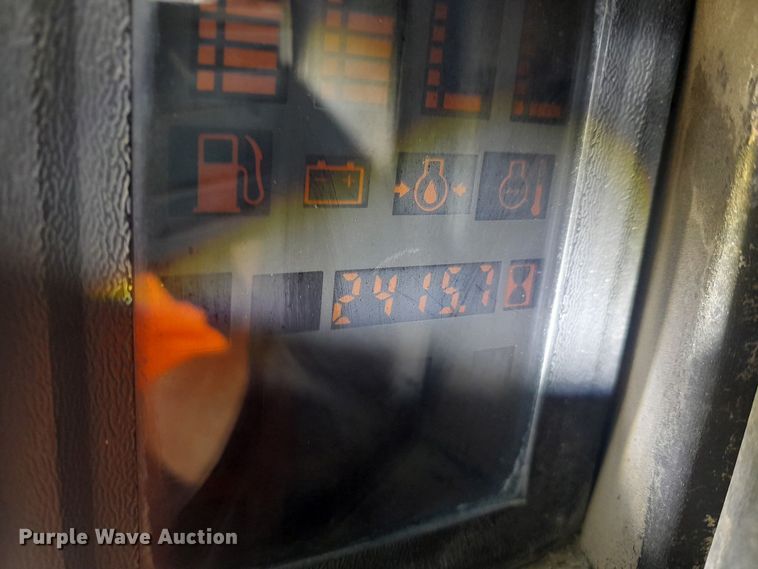 image for item EV1596 1997 Bobcat 873 skid steer loader