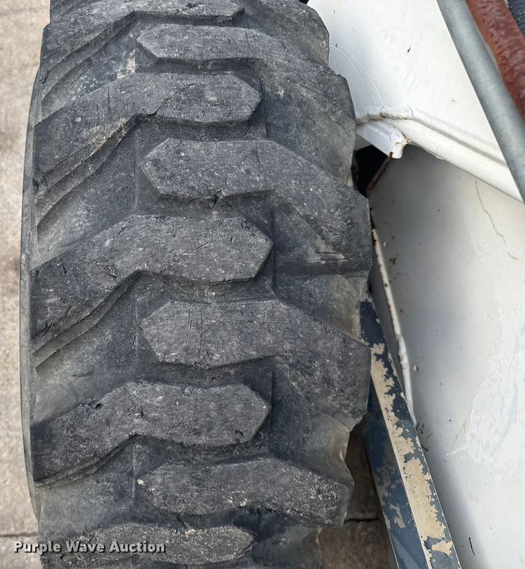 image for item EV1596 1997 Bobcat 873 skid steer loader