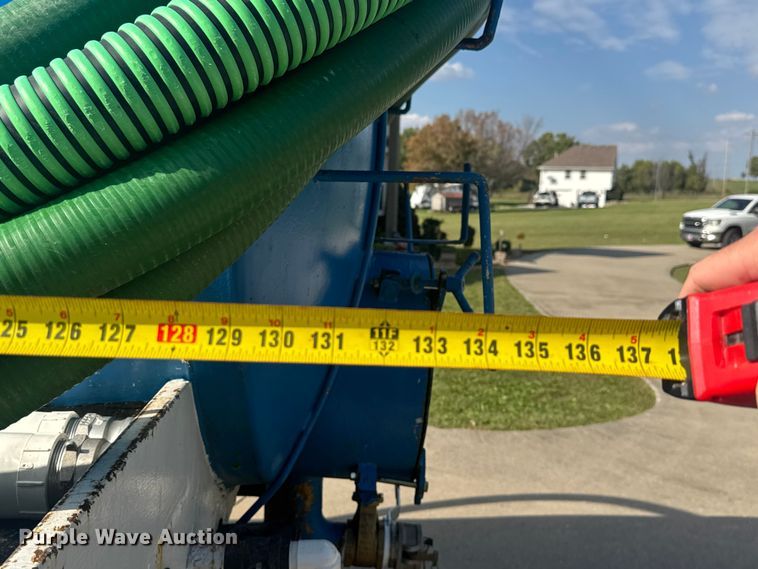 image for item EV2000 2000 Ford F650 Super Duty XL vacuum truck