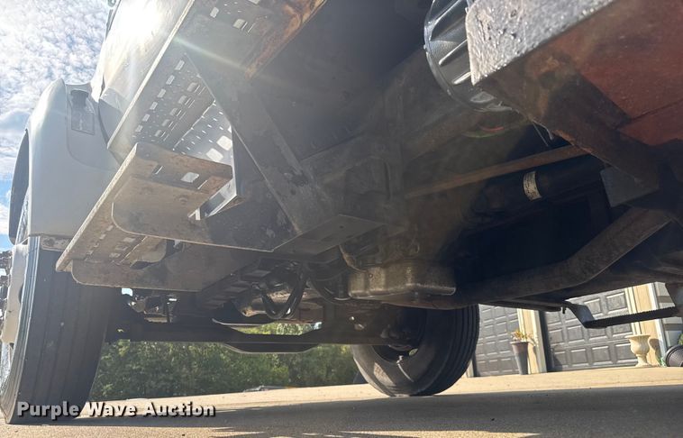 image for item EV2000 2000 Ford F650 Super Duty XL vacuum truck