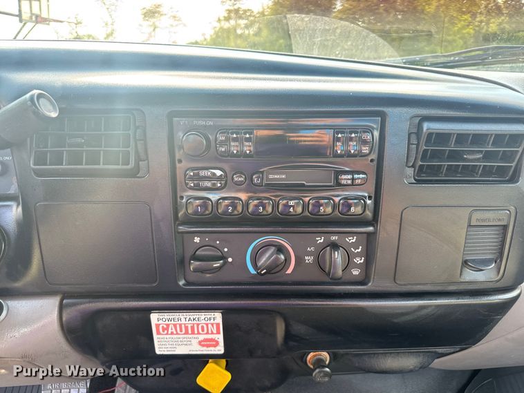 image for item EV2000 2000 Ford F650 Super Duty XL vacuum truck