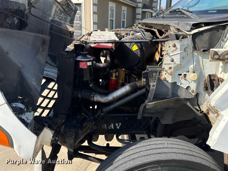 image for item EV2000 2000 Ford F650 Super Duty XL vacuum truck