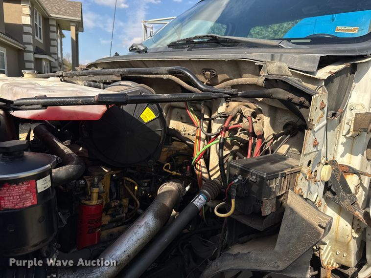 image for item EV2000 2000 Ford F650 Super Duty XL vacuum truck