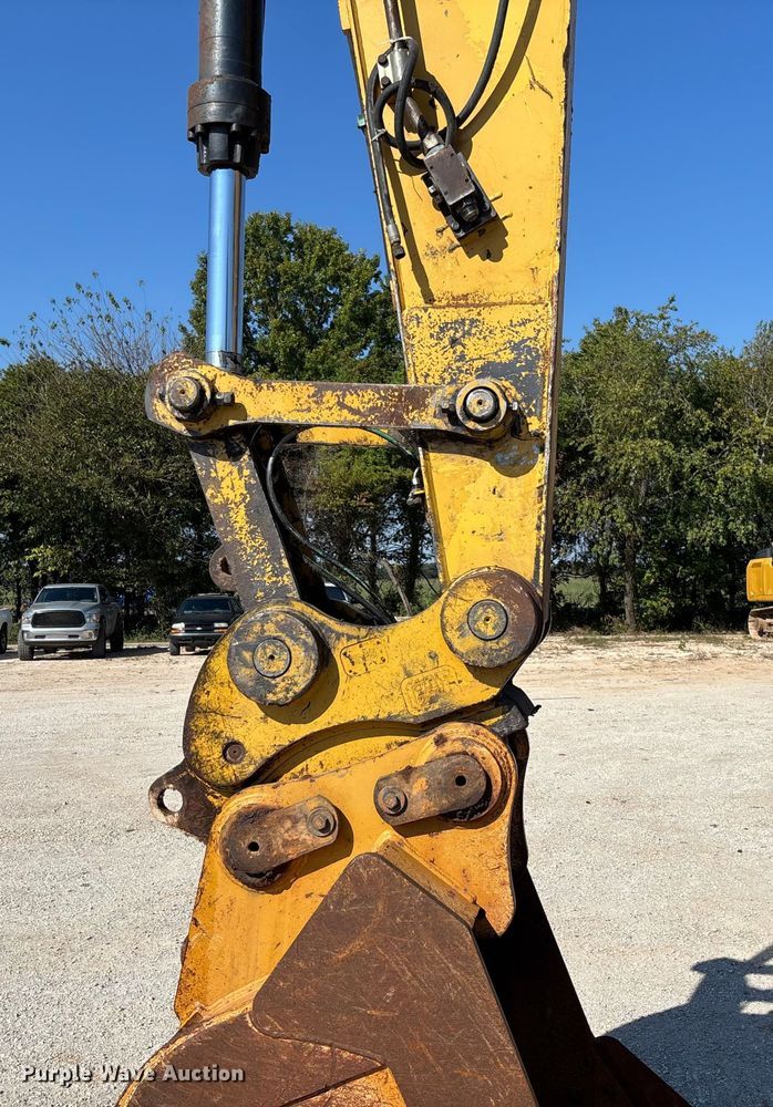 image for item EV3057 2007 Caterpillar 324D L excavator