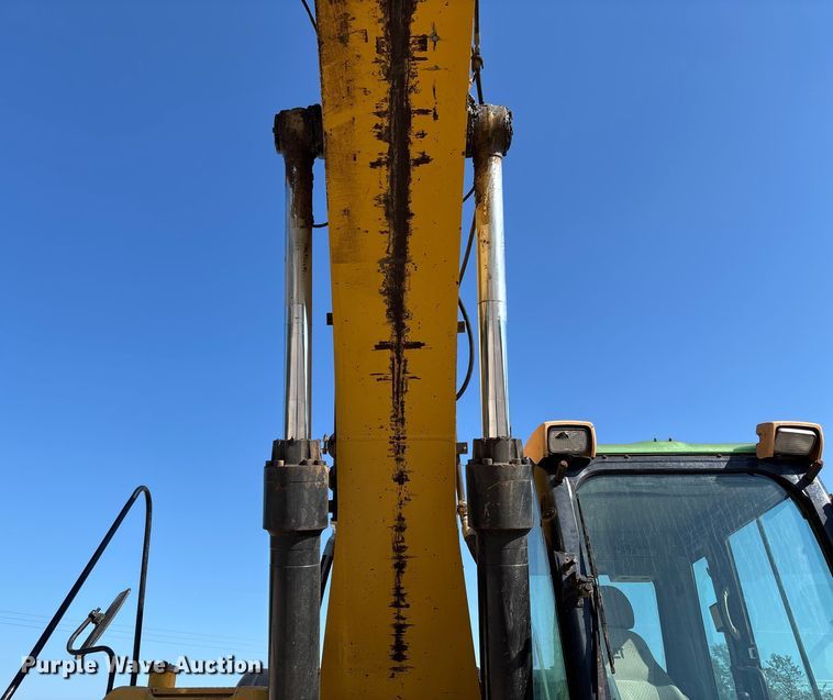 image for item EV3057 2007 Caterpillar 324D L excavator