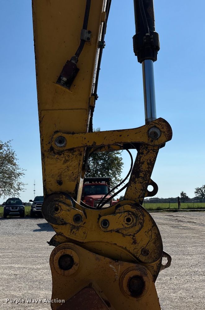 image for item EV3057 2007 Caterpillar 324D L excavator