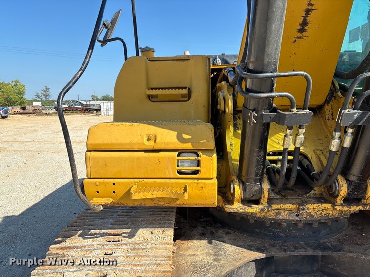 image for item EV3057 2007 Caterpillar 324D L excavator