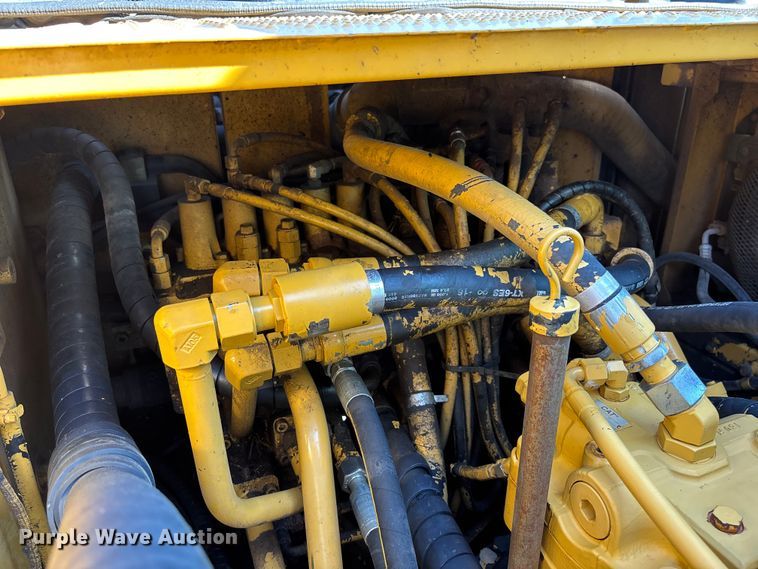 image for item EV3057 2007 Caterpillar 324D L excavator