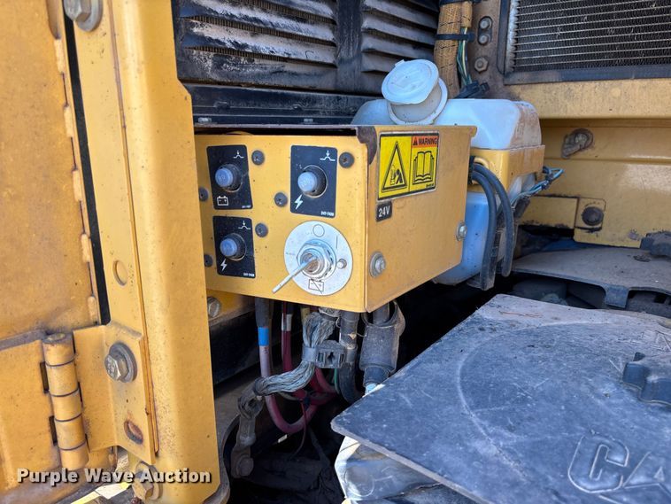 image for item EV3057 2007 Caterpillar 324D L excavator