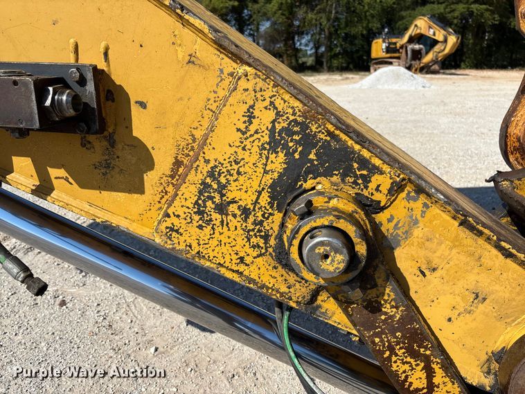 image for item EV3057 2007 Caterpillar 324D L excavator