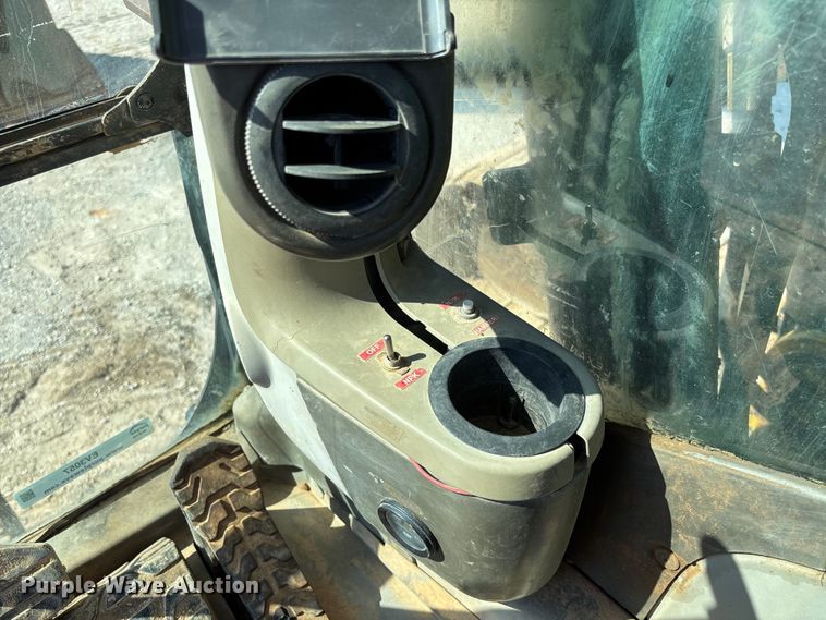 image for item EV3057 2007 Caterpillar 324D L excavator