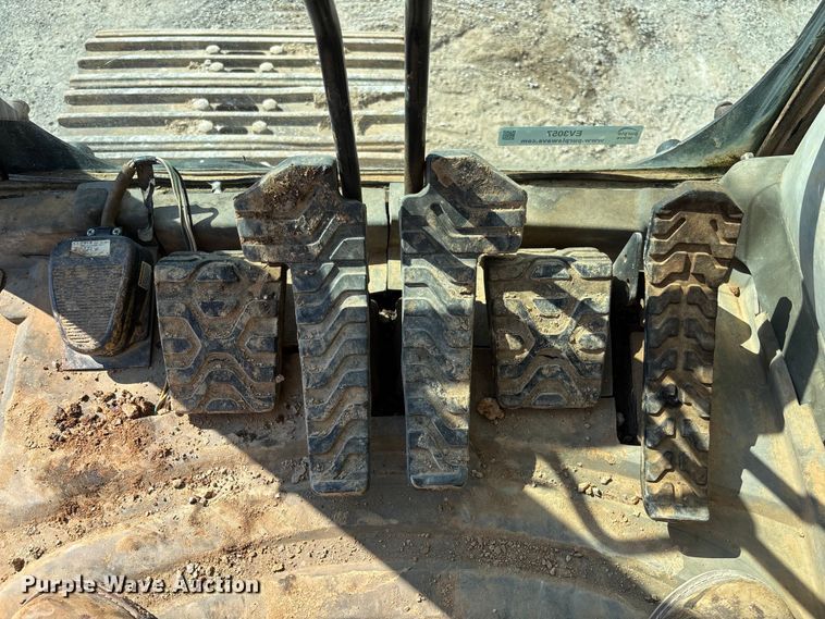 image for item EV3057 2007 Caterpillar 324D L excavator