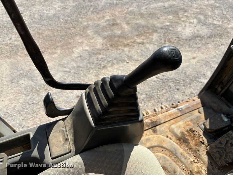 image for item EV3057 2007 Caterpillar 324D L excavator