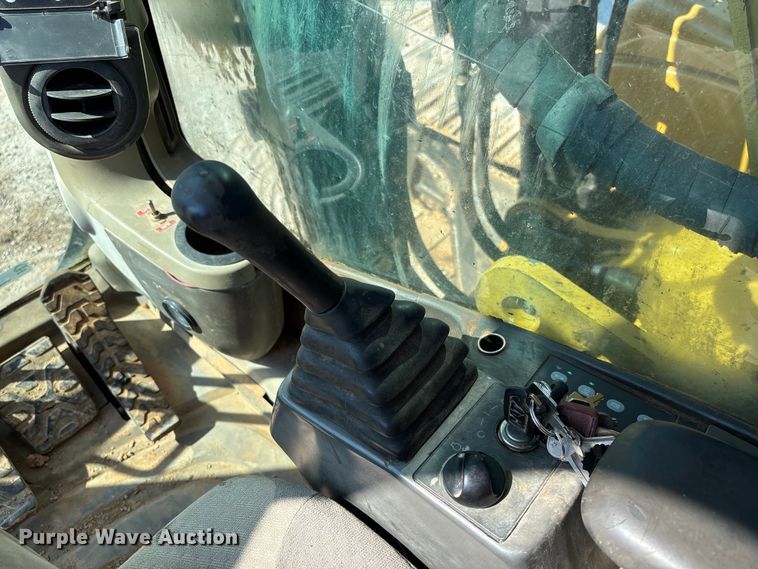 image for item EV3057 2007 Caterpillar 324D L excavator