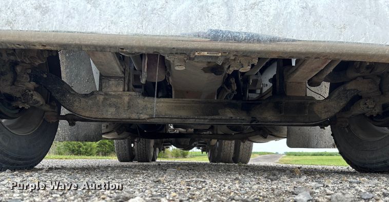 image for item EV3075 2007 International 9900i semi truck