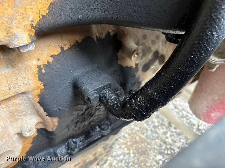 image for item EV3075 2007 International 9900i semi truck