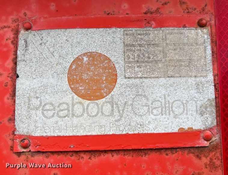 image for item EV3078 1991 International 4900 dump truck