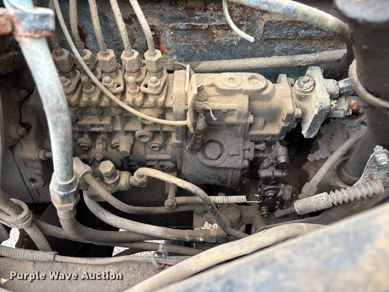 image for item EV3078 1991 International 4900 dump truck