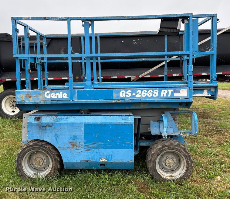 image for item EV3079 2004 Genie GS-2668 scissor lift