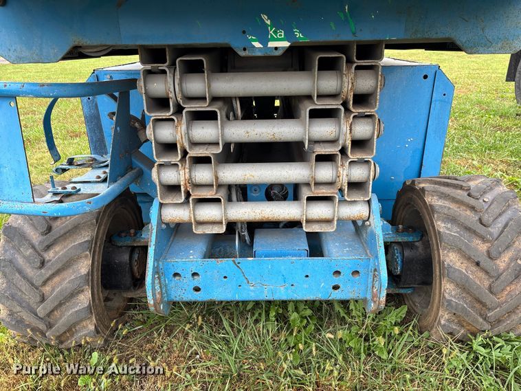 image for item EV3079 2004 Genie GS-2668 scissor lift