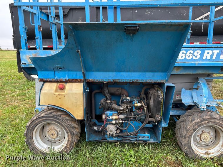 image for item EV3079 2004 Genie GS-2668 scissor lift