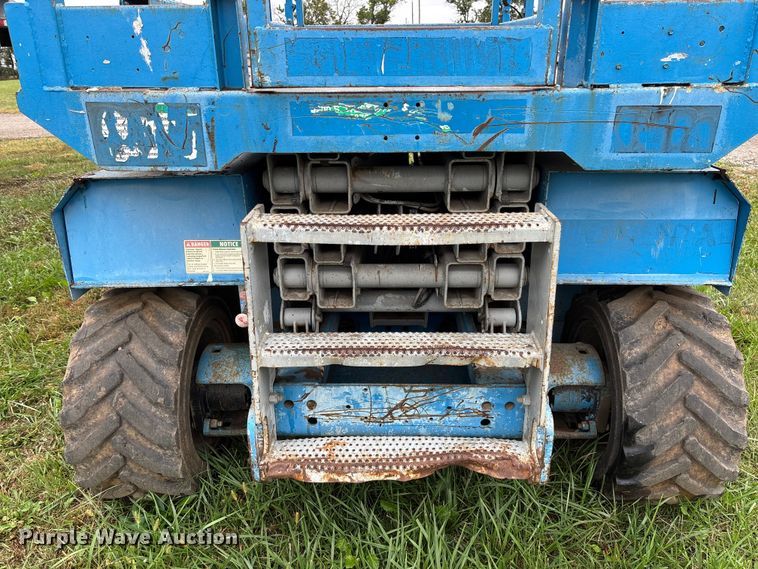 image for item EV3079 2004 Genie GS-2668 scissor lift