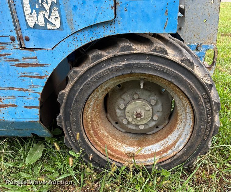 image for item EV3079 2004 Genie GS-2668 scissor lift