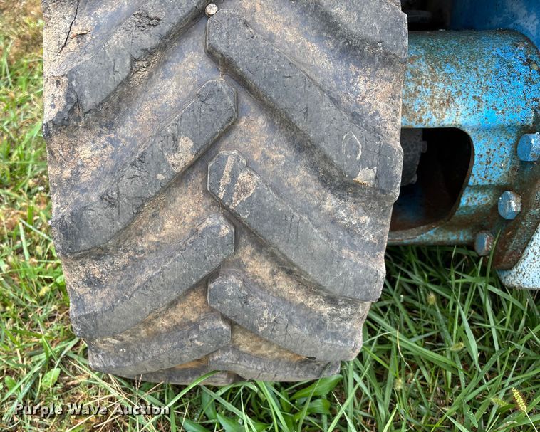 image for item EV3079 2004 Genie GS-2668 scissor lift