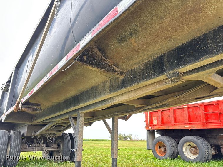 image for item EV3080 2006 Hilbilt 283/16HDXL end dump trailer