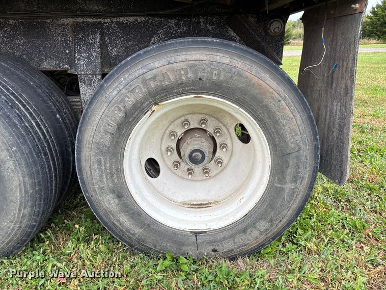 image for item EV3080 2006 Hilbilt 283/16HDXL end dump trailer