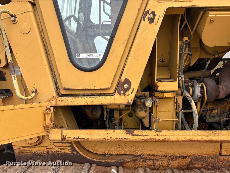 image for item EV3096 1990 Caterpillar 953 track loader