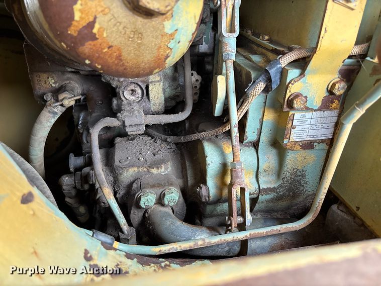 image for item EV3096 1990 Caterpillar 953 track loader