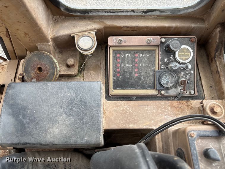 image for item EV3096 1990 Caterpillar 953 track loader