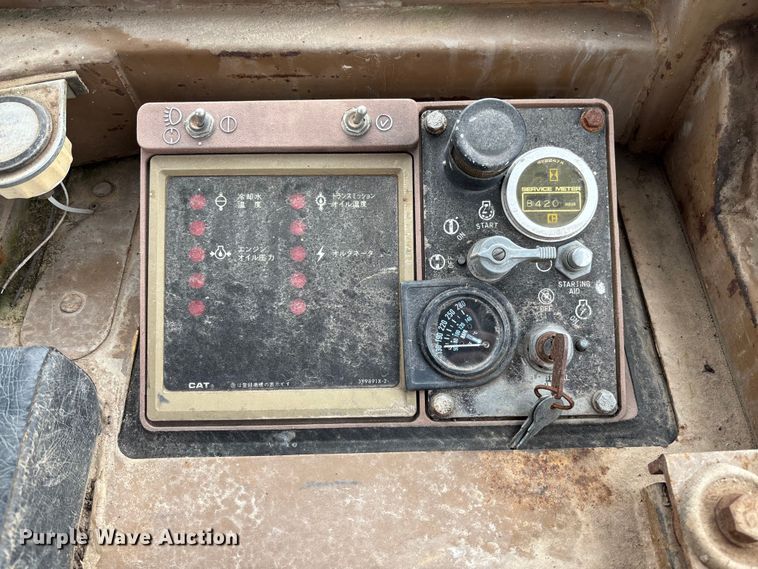 image for item EV3096 1990 Caterpillar 953 track loader