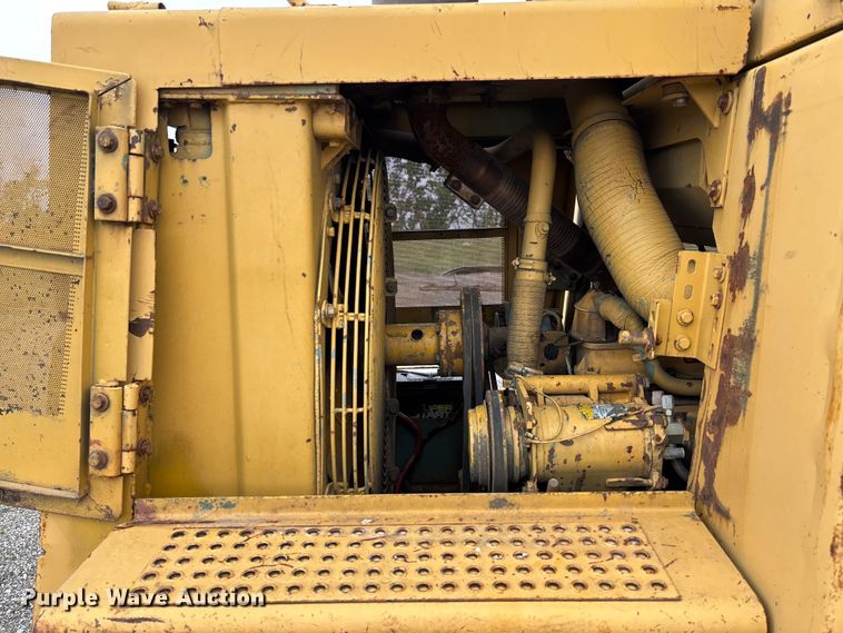 image for item EV3096 1990 Caterpillar 953 track loader