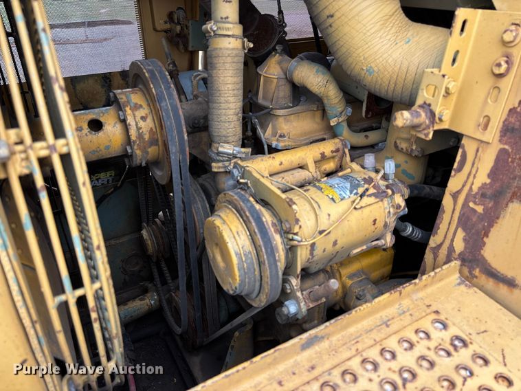 image for item EV3096 1990 Caterpillar 953 track loader