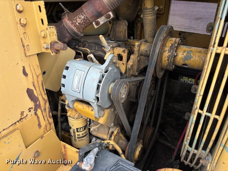 image for item EV3096 1990 Caterpillar 953 track loader