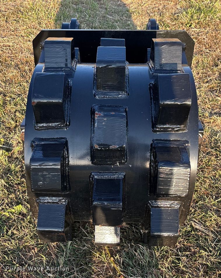 image for item EV3120 2024 GIYI compaction wheel