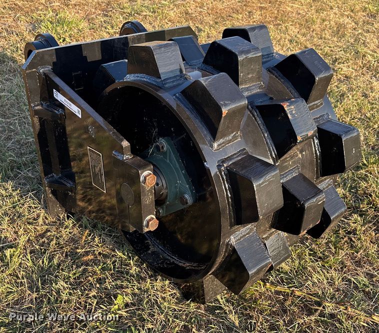 image for item EV3120 2024 GIYI compaction wheel