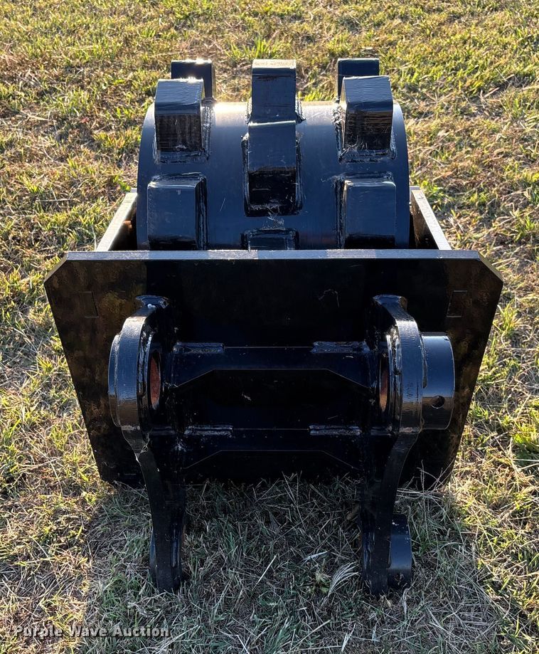 image for item EV3120 2024 GIYI compaction wheel