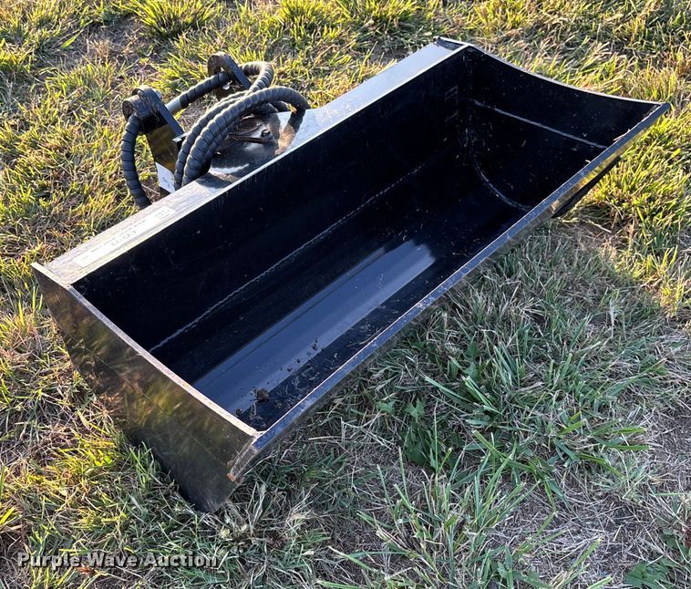 image for item EV3123 2024 GIYI excavator bucket