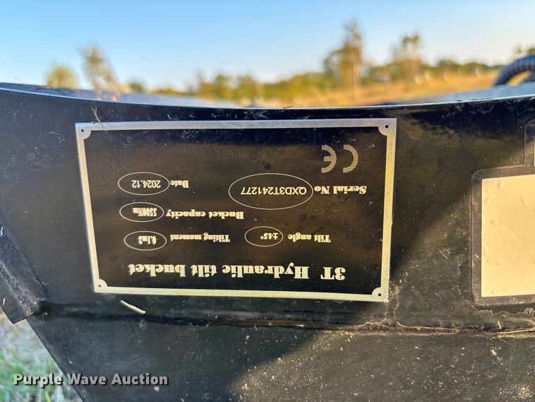 image for item EV3123 2024 GIYI excavator bucket