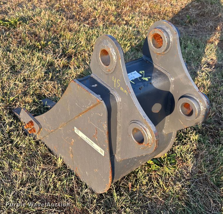 image for item EV3124 excavator bucket