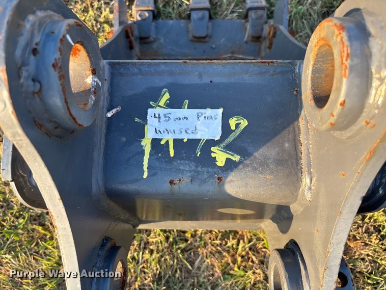 image for item EV3124 excavator bucket