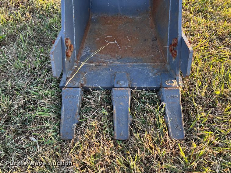 image for item EV3124 excavator bucket